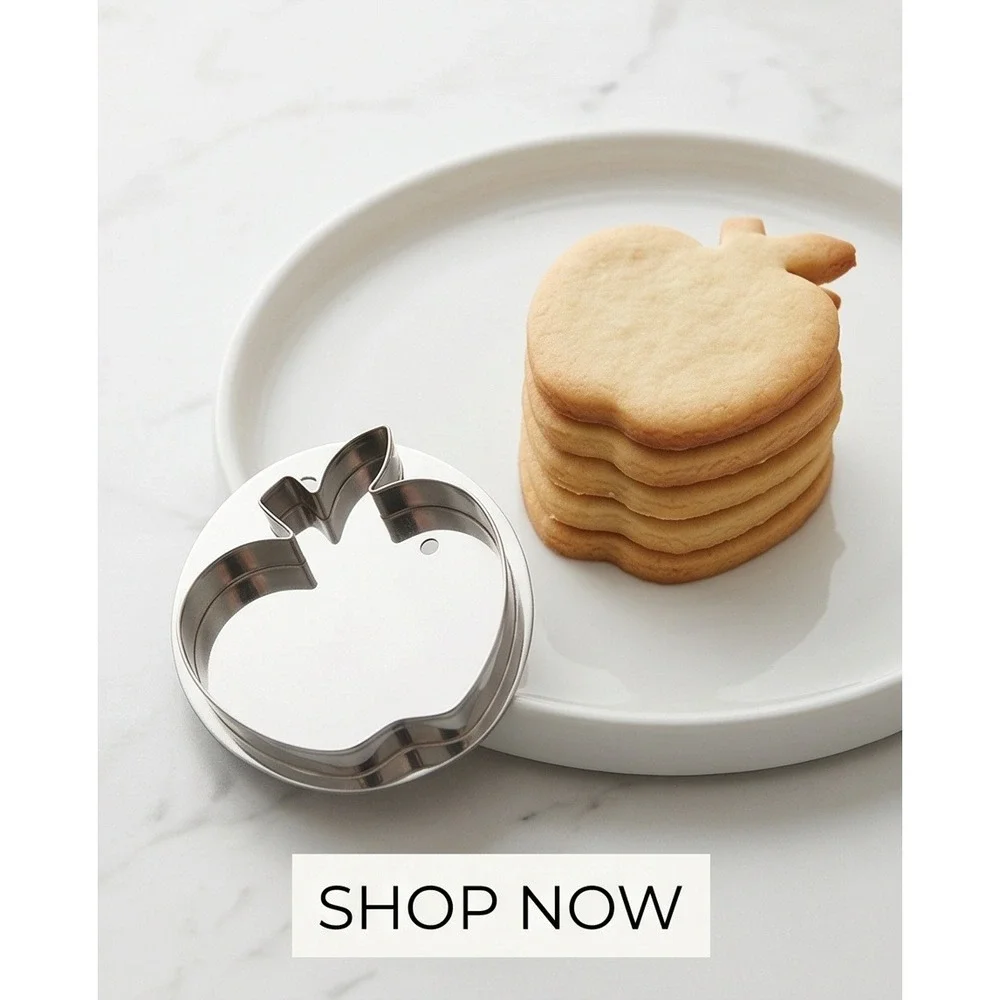 Orchard Canyon Handcrafted Tin Apple Cookie Cutter Silver Backed with Handle NEW